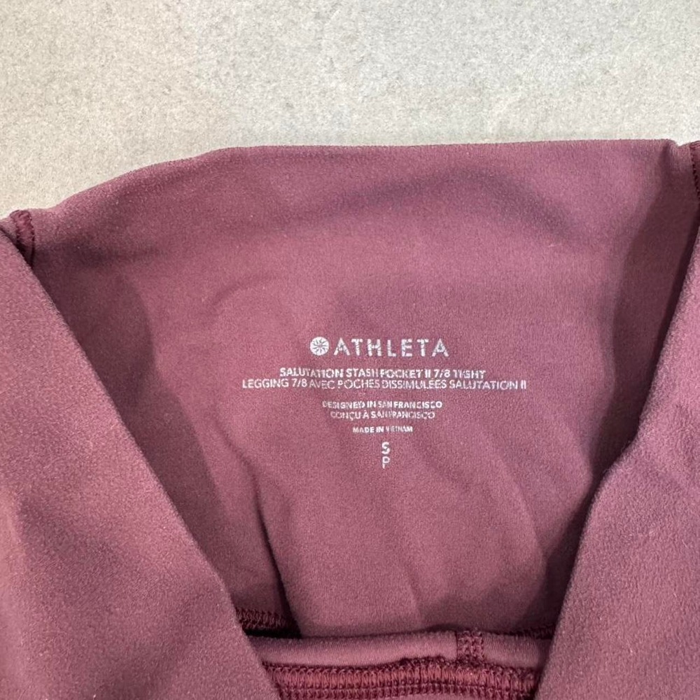 Athleta Salutation Stash Pocket 7/8 Size Small - Picture 4 of 5